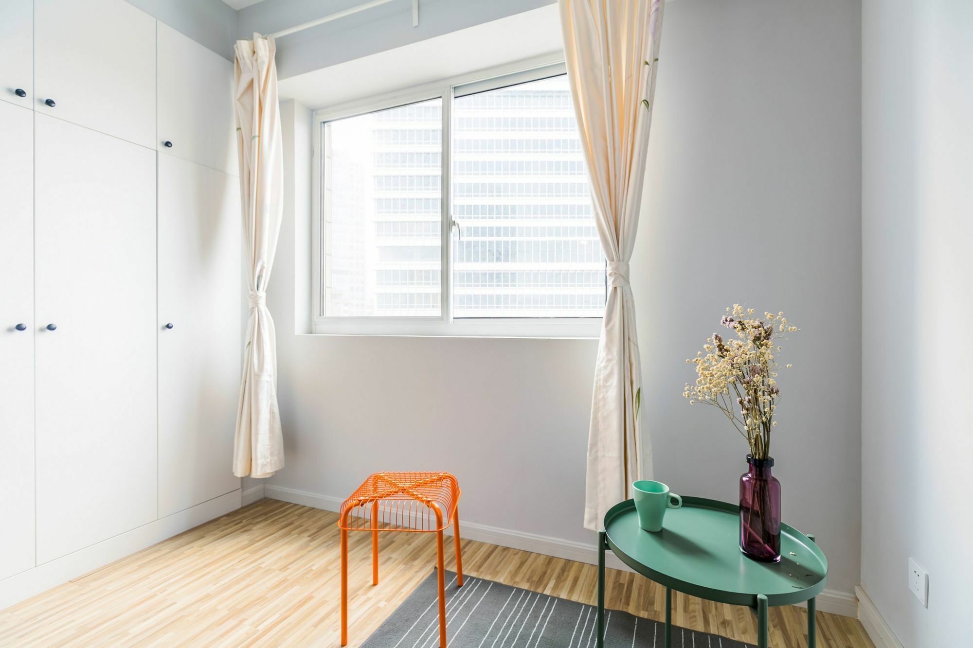 Lazy - Changyang Road Apartment *